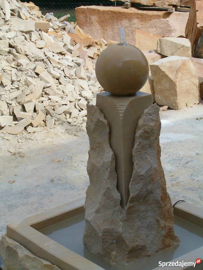 Fontanna z piaskowca kamień naturalny