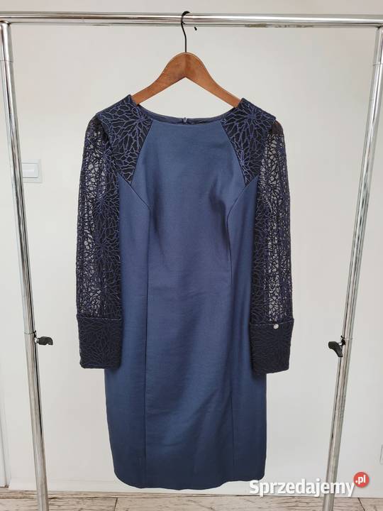 Granatowo czarna sukienka elegancka koronka Simple małopolskie Liszki