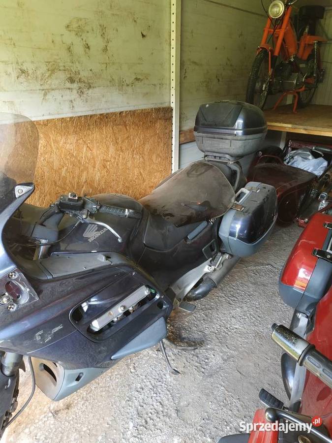 Honda st paneuropen 1100 części Gdynia