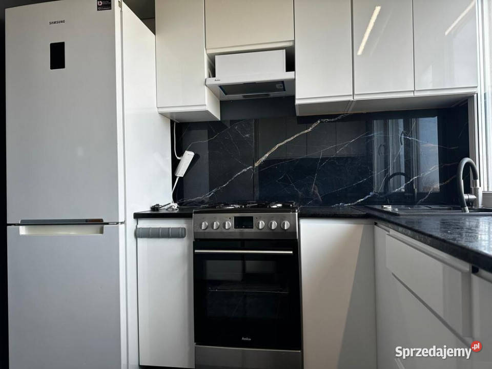 Na sprzedaż mieszkanie 3 pokoje 4815 m2 Sprzedaż Piotrków Trybunalski