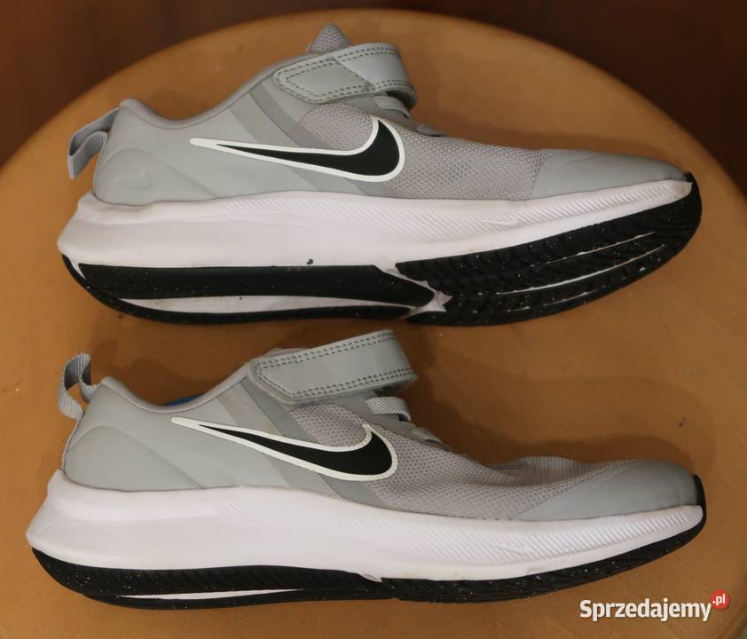 Buty chłopca firmy NIKE model Star Runner 3 34 Siedlce