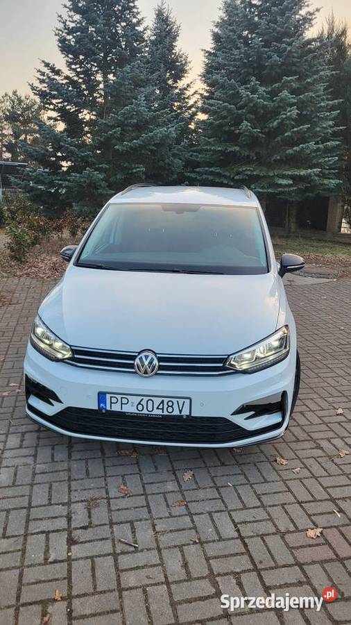 Touran R line ledy kamery dsg 7 osobowy super bluetooth Piła