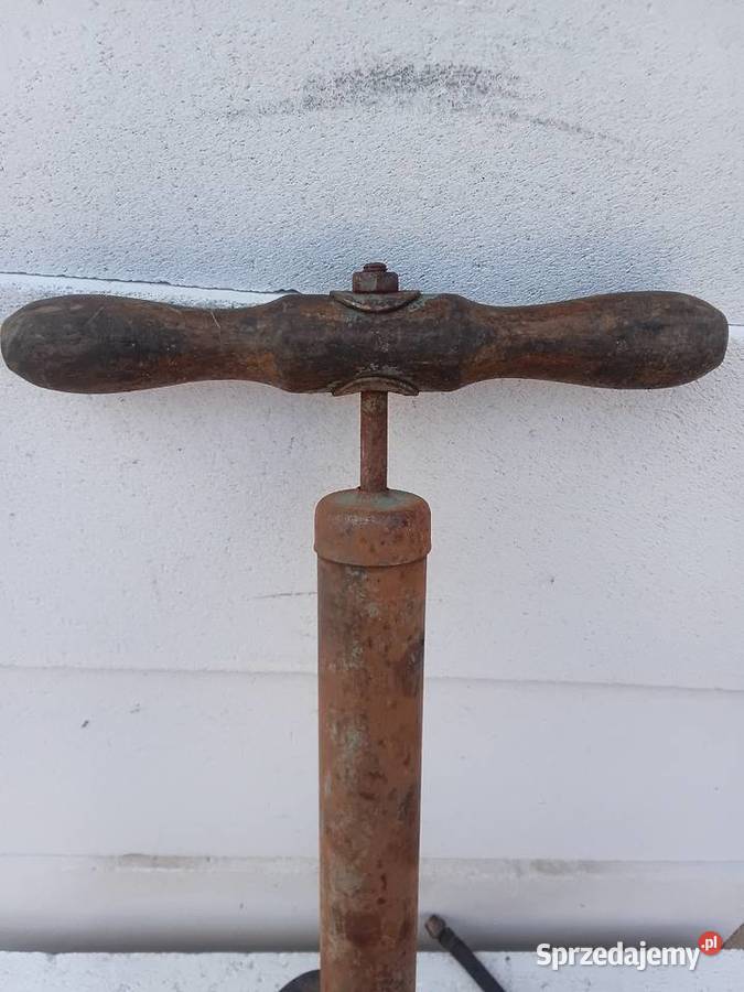 Pompka CCCP Pobieda Gaz Warszawa Rok produkcji 1979