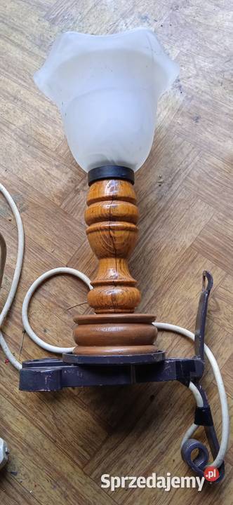 Kinkiet z okresu PRLu Świdnica sprzedam