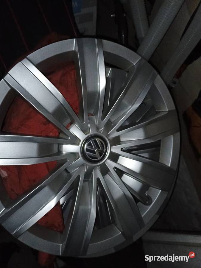 sprzedam komplet felg stalowych z oponami Rok produkcji 2020 Krosnowice