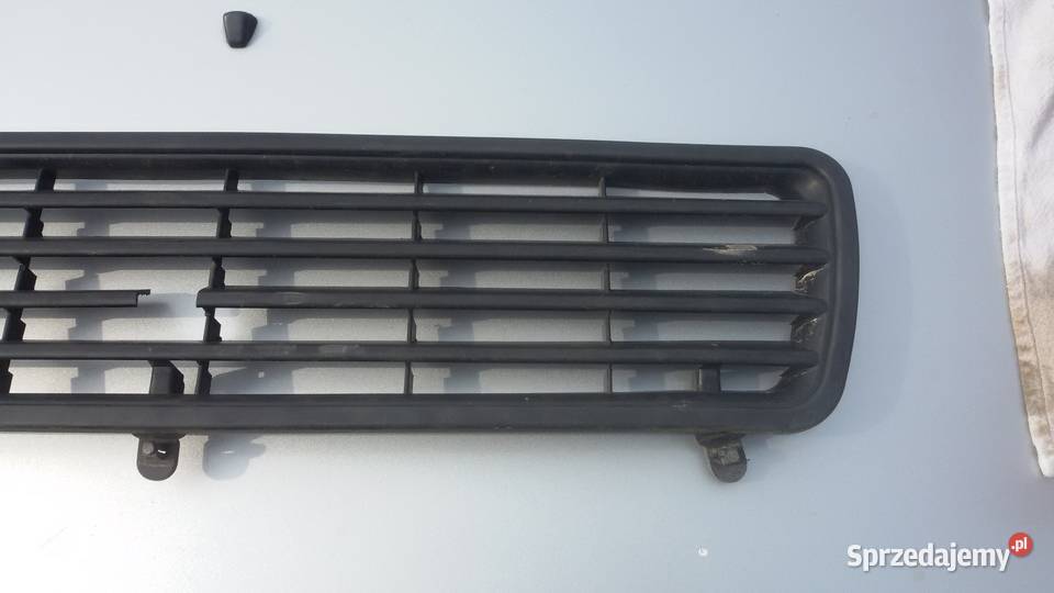 Gril przedni AUDI 80B4 sport