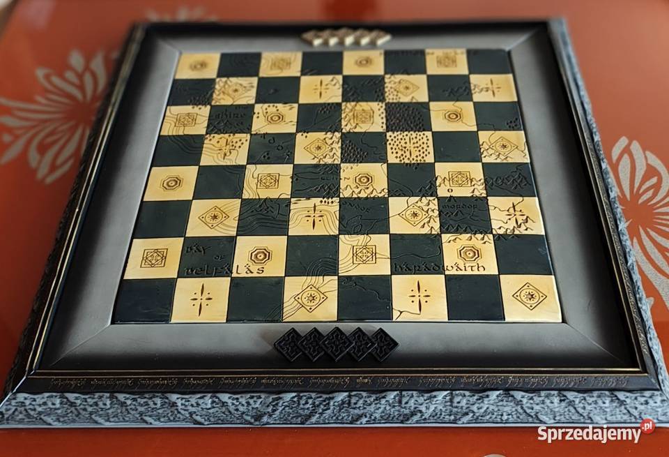 Nowa nigdy nie używana licencyjna szachownica Tarnów sprzedam
