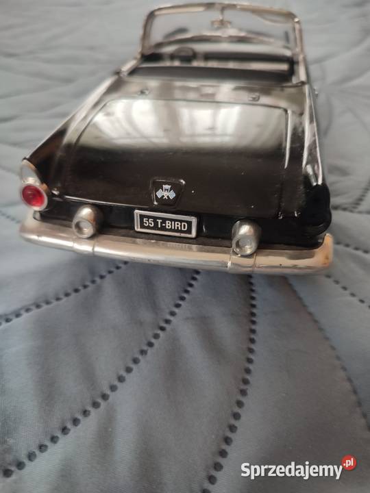 Model Ford Thunderbird 118 Road Signature dolnośląskie Legnica