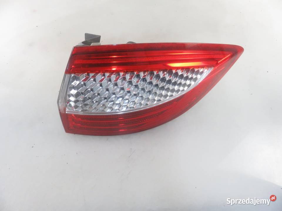LAMPA PRAWA TYLNA FORD MONDEO IV 7S7113404B