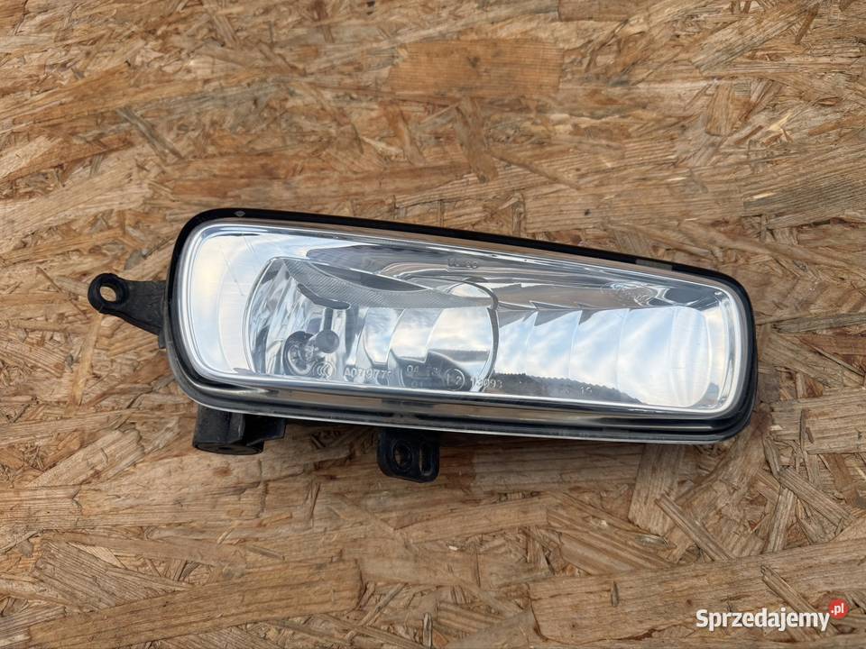 Halogen przód prawy rh ford focus mk3 lift c mk2 Sieraków