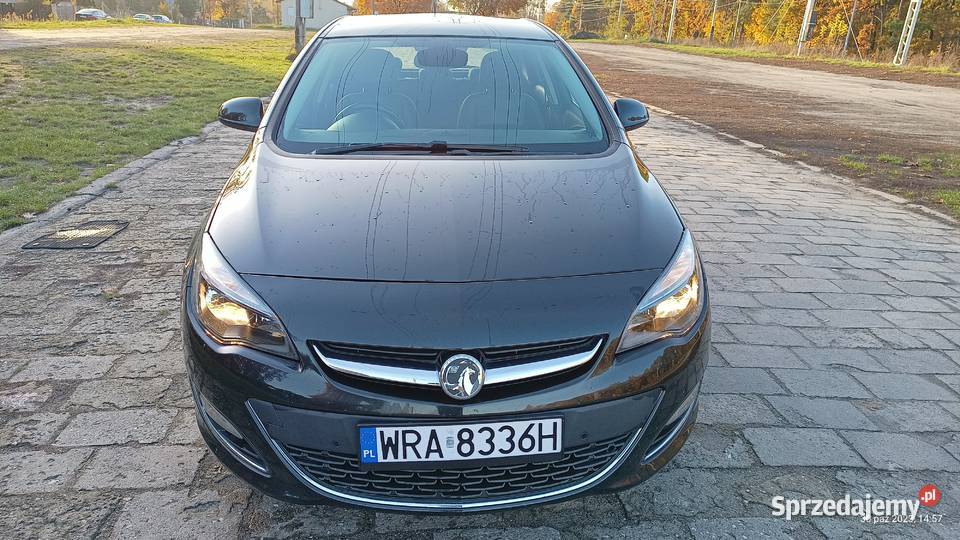 Opelvauxhall astra J 1956cm3 Pionki