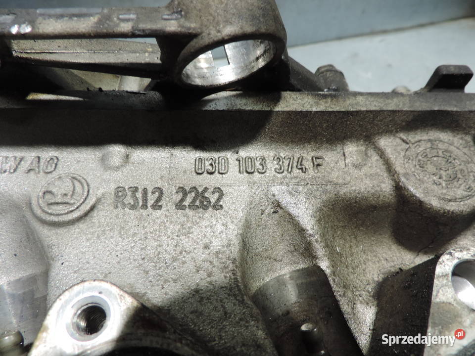 GŁOWICA SILNIKA 03D103374F VW SKODA FABIA 1 12 osobowe Nowy Sącz sprzedam