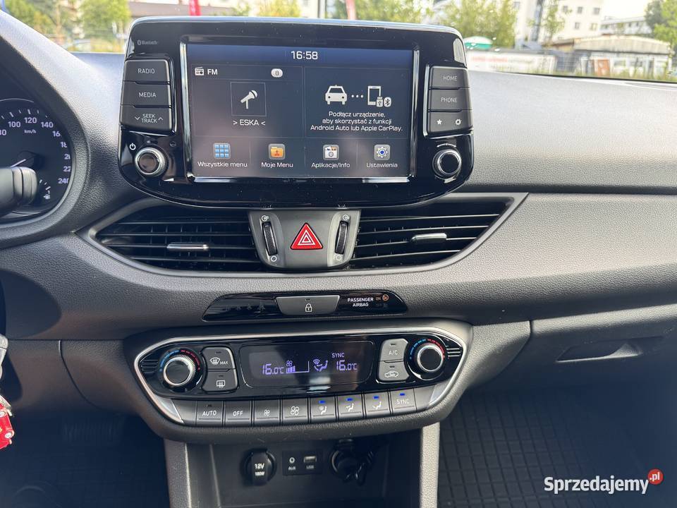 Hyundai i30 kombi 2019 automat salon Polska isofix Ząbki sprzedam