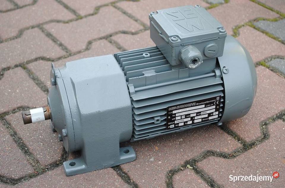 Motoreduktor 075kw 290obrmin SEW Kargowa