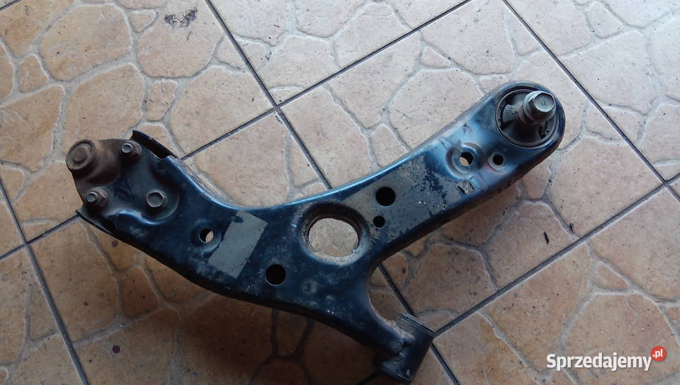 Wahacz toyota auris Bełchatów sprzedam