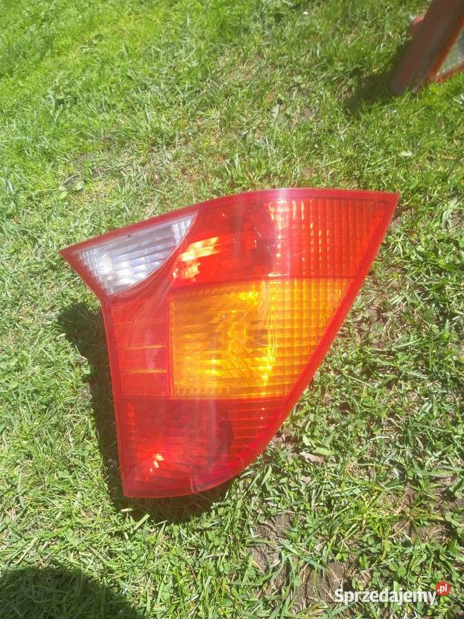 Lampa lewa tyl focus mk1 sedan Oświetlenie Motoryzacja Kielce