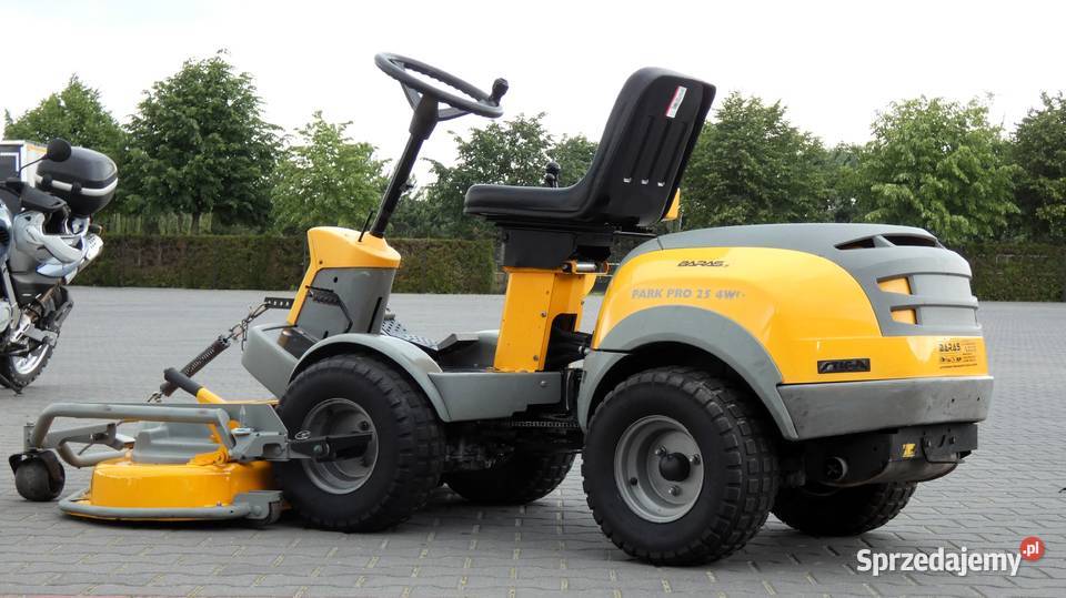 Traktorek kosiarka Stiga Park Pro 25 4WD Kohler Świnice Warckie