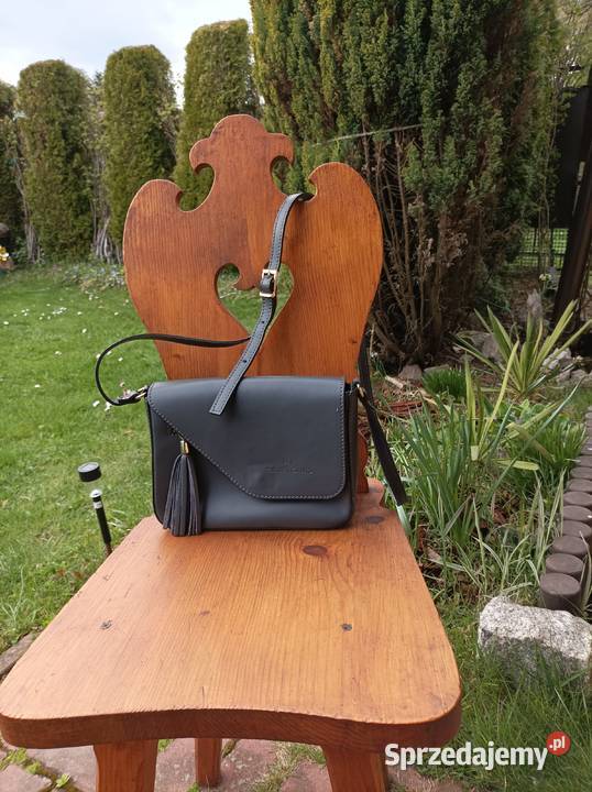 Torebka damska z naturalnej skóry włoska Na ramię  sprzedam