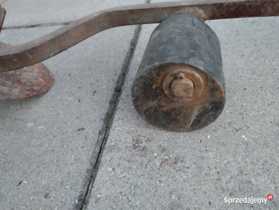 Słupolazy do słupów i drewna Rzeszów