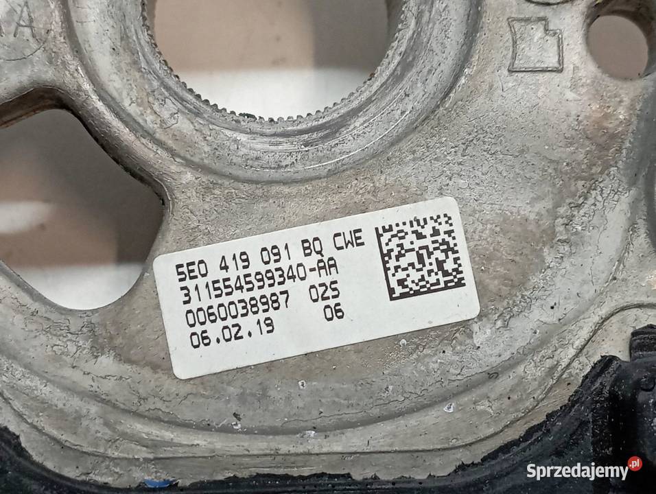 KIEROWNICA 5E0419091BQ Skoda Superb III 2015