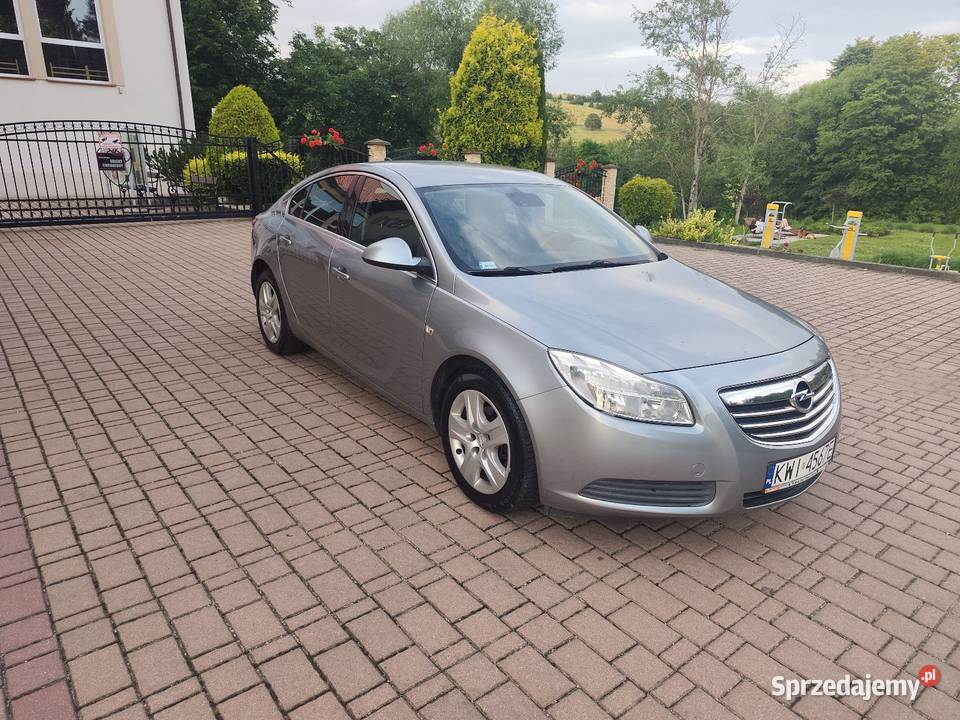 Opel Insignia 2012 r 18 LPG Bistuszowa