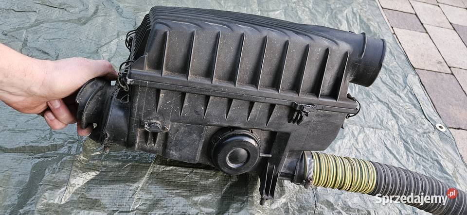 Obudowa filtra powietrza Golf II 18 rp Mikołów sprzedam