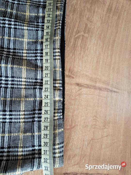 Spódniczka mini w kratkę Długość Mini sprzedam