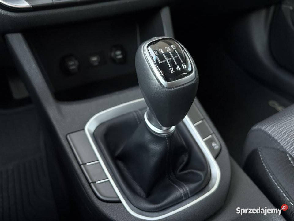 HYUNDAI i30 2020r dwa kpl opon benzyna Motoryzacja Warszawa