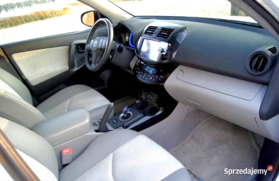 Toyota RAV4 EV pełen elektryk nieuszkodzony Łódź