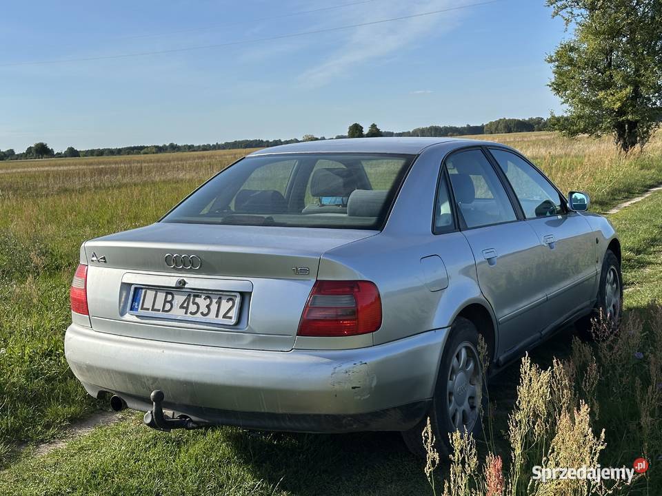 Sprzedam Audi A4 B5 16 benzyna benzyna lubelskie Lubartów