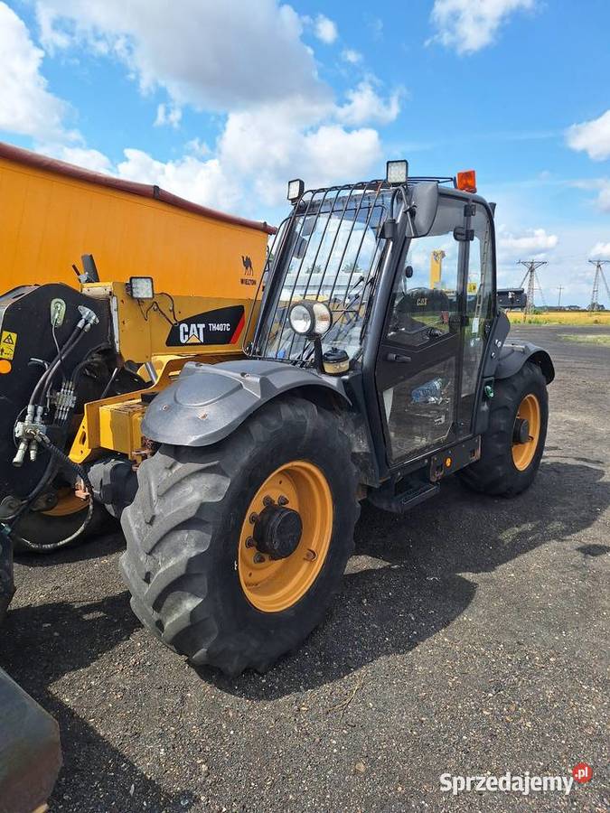 Ladowarka teleskopowa Caterpillar TH407C 2015