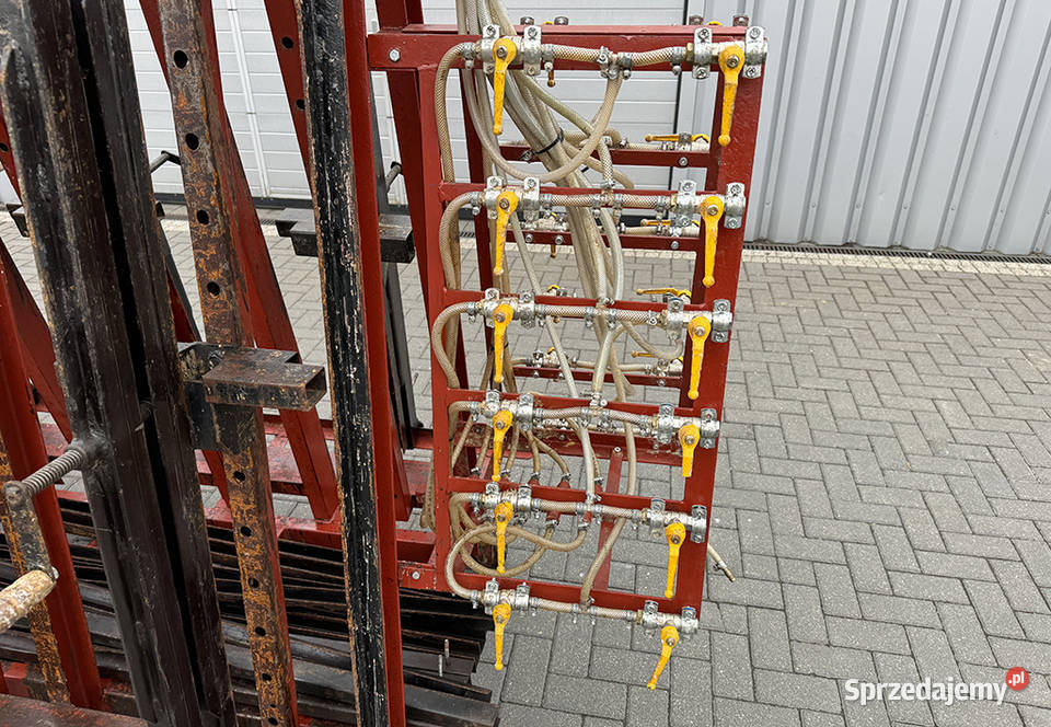 Prasa pneumatyczna trapezowa dwustronna TechFa Sierakowska Huta