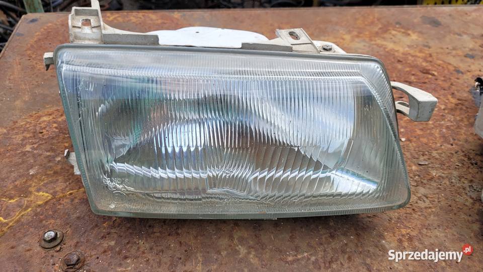 Lampy przód Opel Astra J Łagów