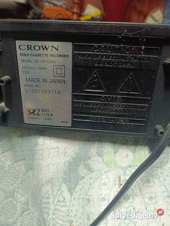 Magnetowid VHS Crown Chojnów