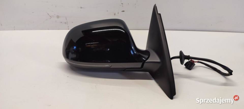 AUDI Q3 8U LUSTERKO PRAWE 10PIN