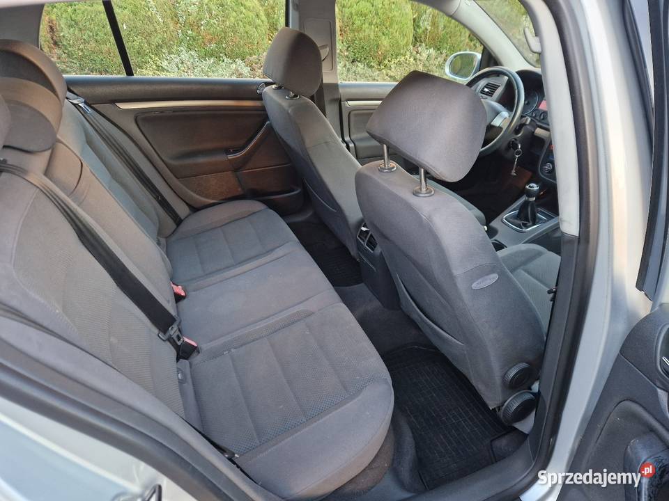 VW Golf V 19 TDI BKC Klimatronic Navi 1896cm3 Ryglice