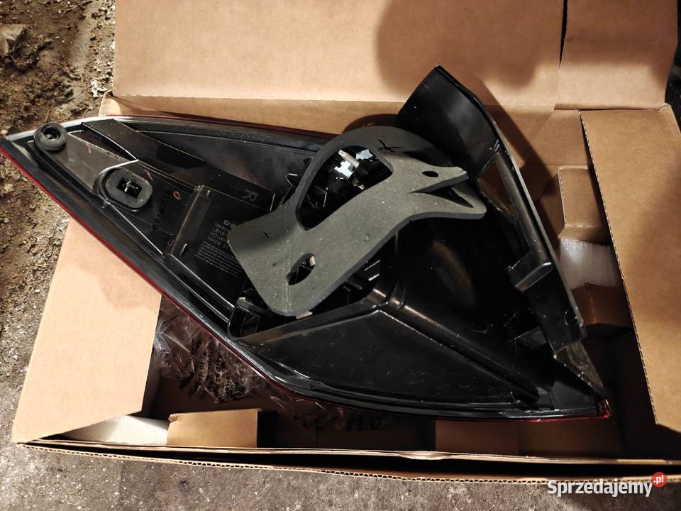 Tylne lampy Depo Renault Laguna III Grandtour GT Bytom
