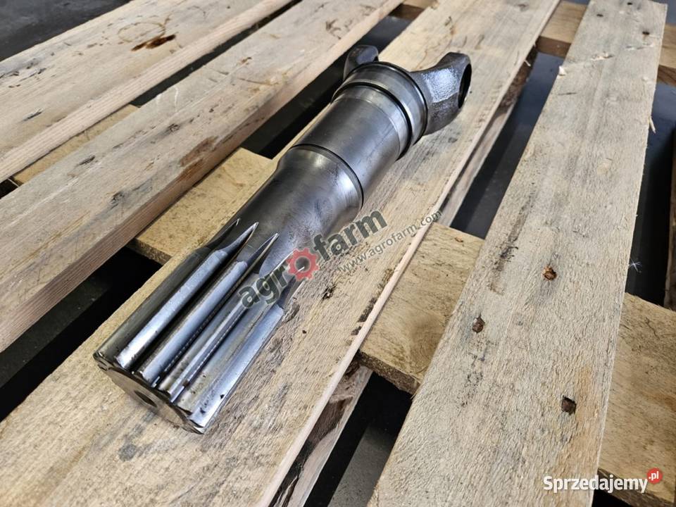 Półoś krótka FWD Massey Ferguson 8660 8690 Układ kierowniczy i oś przednia