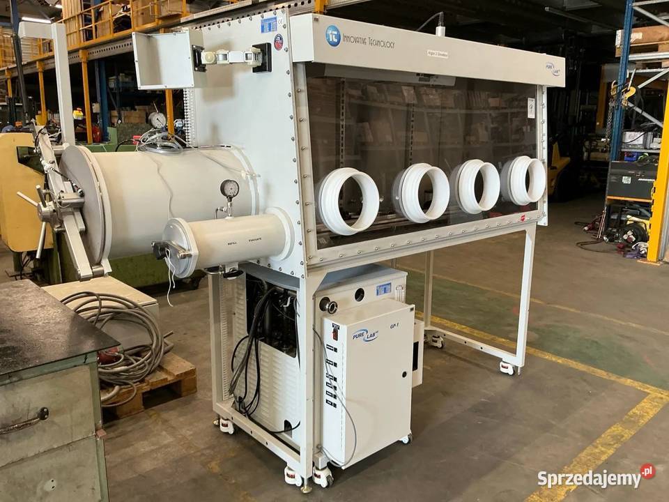 Komora rękawicowa Jelenia Góra