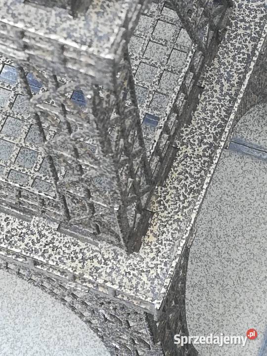 Wieża Eiffla figurka statuetka 63 metalowa Łódź sprzedam