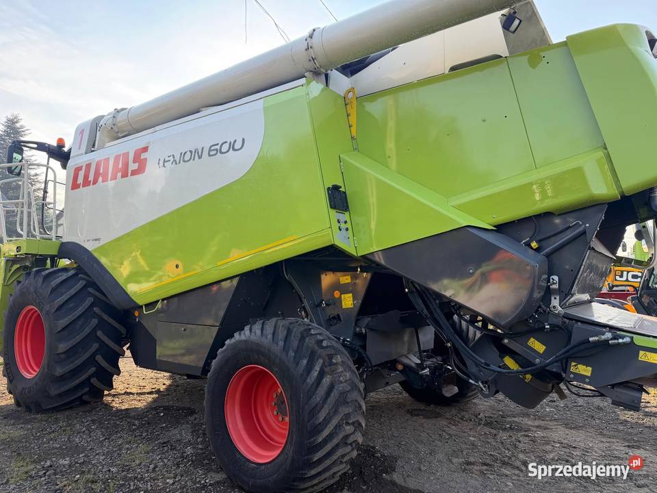 Kombajn zbożowy Claas Lexion 600 2008 heder V900 Nowa Ruda