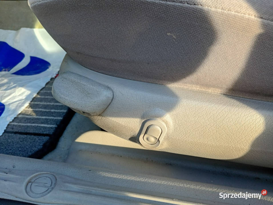 Opel Omega 25 v6 automat napęd tył welury B Chełm Śląski