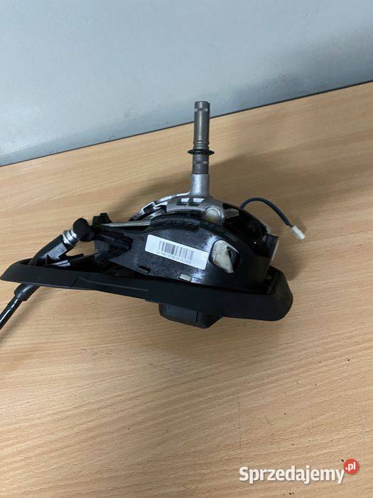 Mechanizm Dzwignia zmiany biegów Bmw E88 E81 E82 Poznań sprzedam