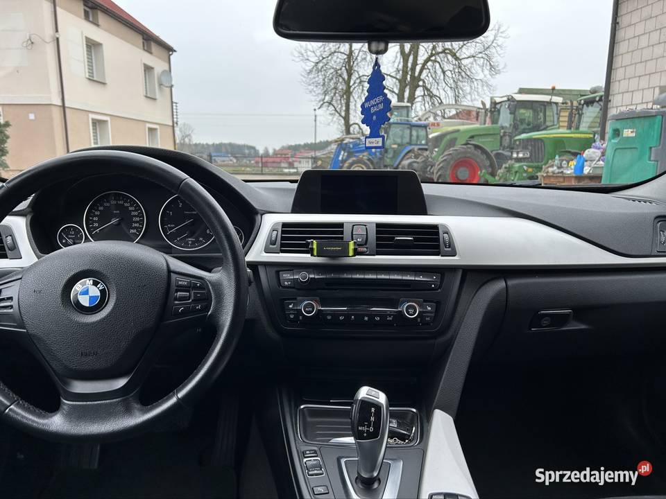 BMW F31 F30 F10 F11 Seria 3