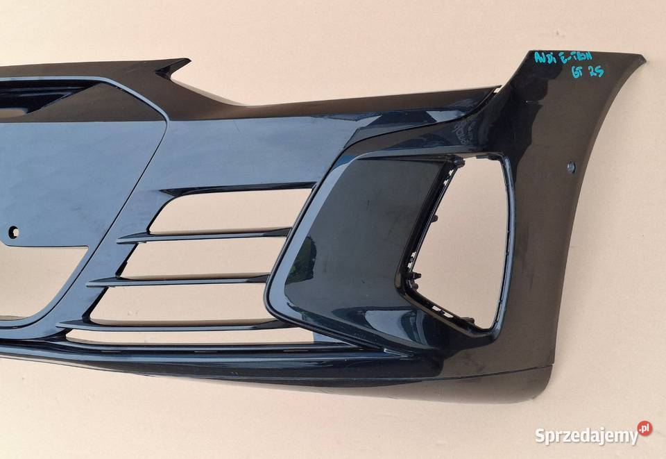 AUDI ETRON GT RS ZDERZAK PRZÓD PRZEDNI DOKŁADKA Bieleń