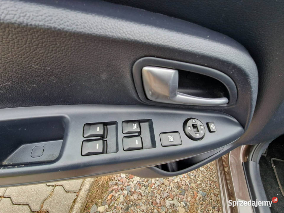 Kia Rio 11CrdiKlimaLedGwarancjaBusinesLine III światła przeciwmgielne Kętrzyn