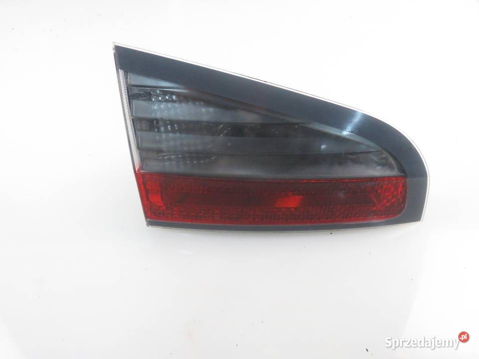 LAMPA LEWA TYLNA KLAPA FORD S I WA6