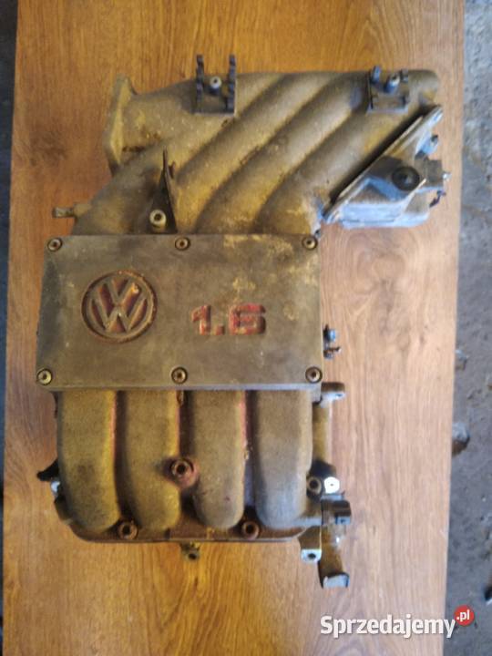 Kolektor ssący VW golf 3 16 v8 101 037133205 Części Krośniewice