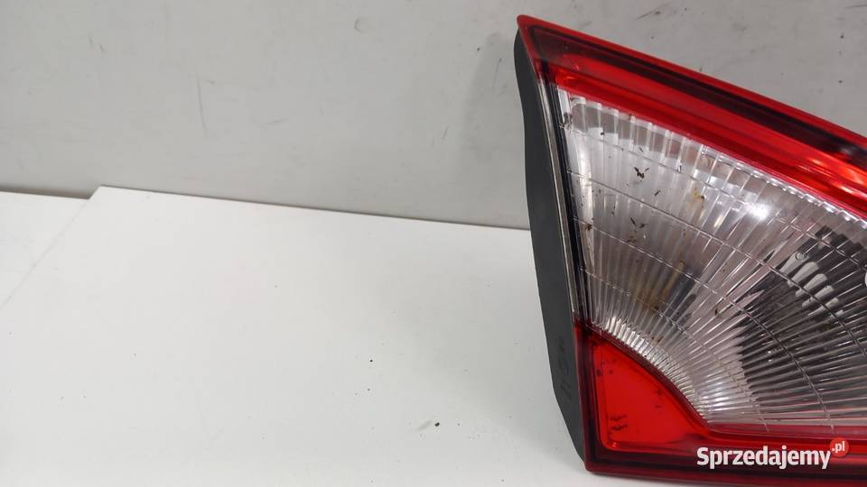 NISSAN QASHQAI J10 LIFT LAMPA TYŁ LEWA W KLAPĘ osobowe wielkopolskie Zbierkowo