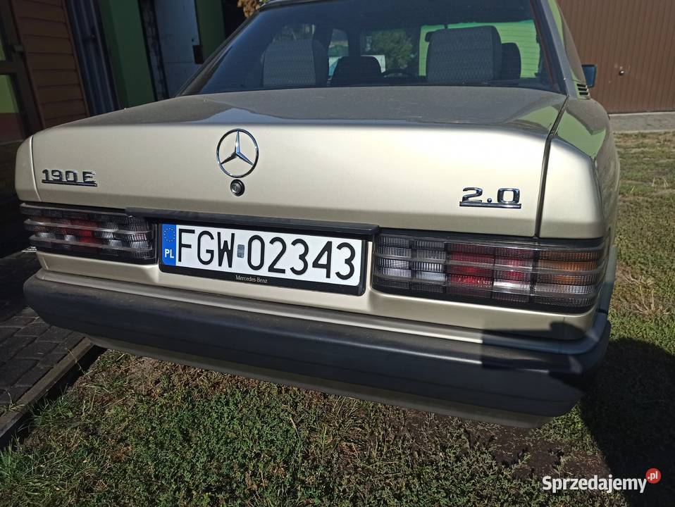 Mercedes W201 lampy tylne FIFFT kirunkowskazy Gorzów Wielkopolski
